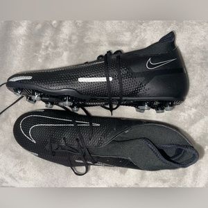 New Phantom Nike cleats Black Size 13 Men’s soccer Shoes